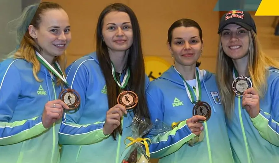 Збірна України після здобуття олімпійської ліцензії завоювала медалі етапу Кубка світу